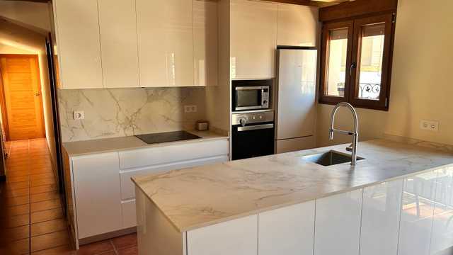 oficial de carpinteria