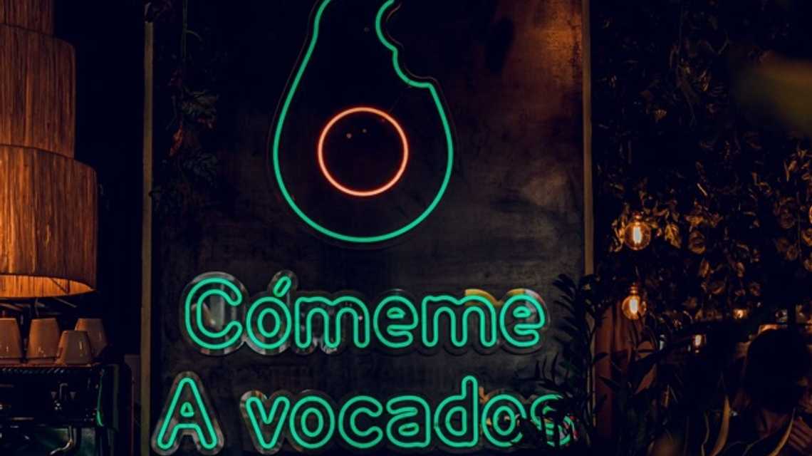 A VOCADOS  cover image