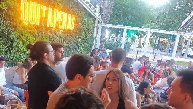 Camarero/a
