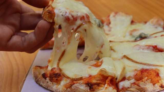 Dependiente/a