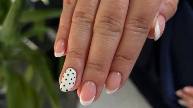 Manicurista Técnica Uñas Acrilicas