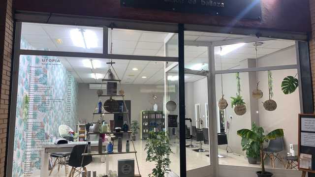 Buscamos peluqueros/as