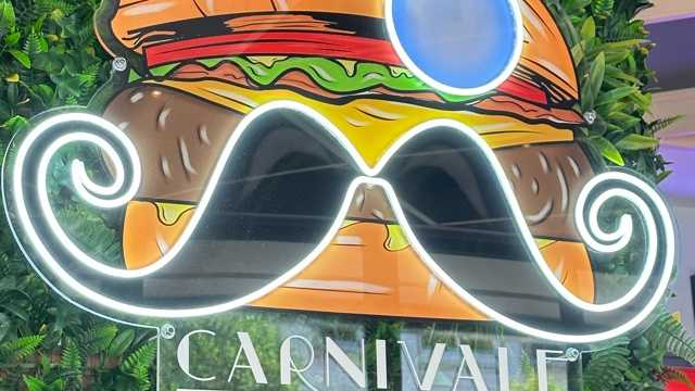 Producción de alimentos en carnivale burger