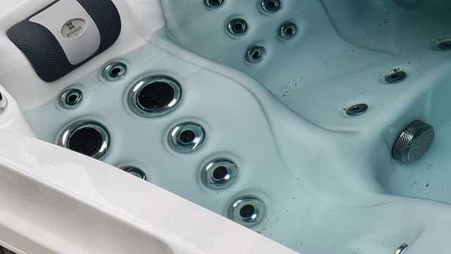 Técnico  Mantenimiento - Instalación Spas y Piscinas