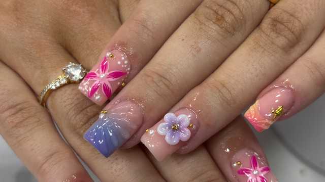 Manicurista y Pedicurista