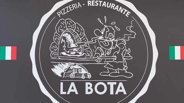 Camarero/a y Cajero/a