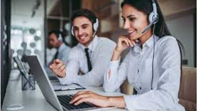 Asesor telefónico en centro de llamadas IGUALADA