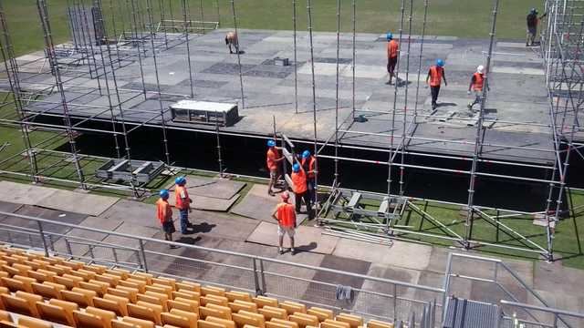 Auxiliar de montaje para eventos