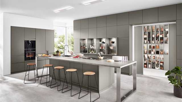 Ayudante/a Montador de Muebles