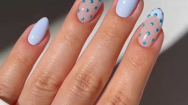 Esteticista y manicurista