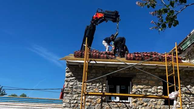 Necesito albañiles y ayudantes peones