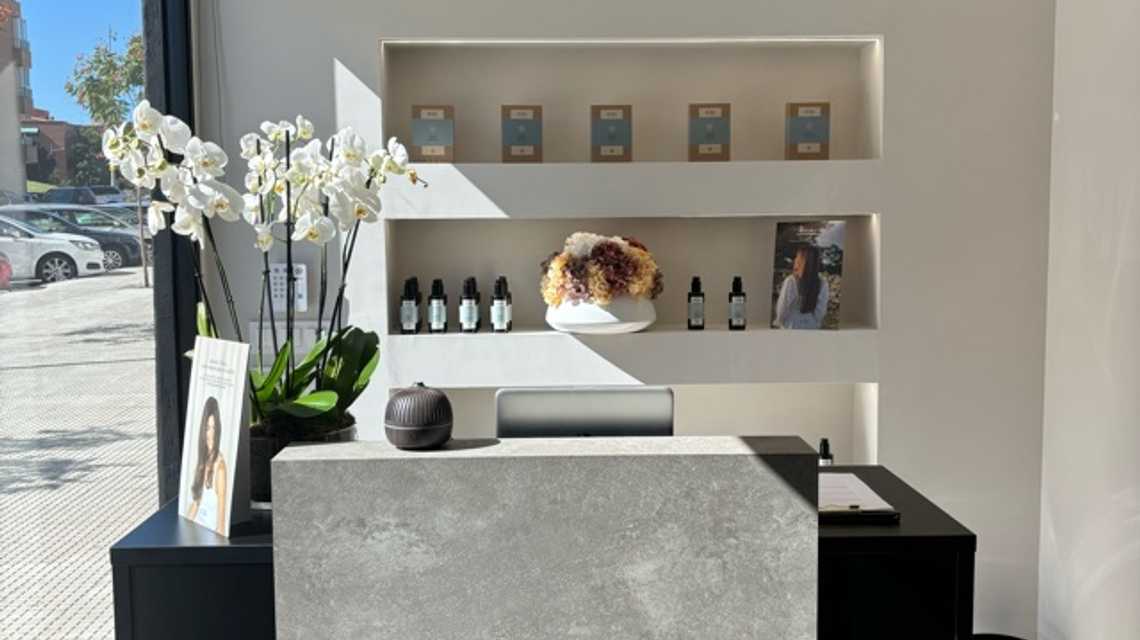 YKONO Hair studio  cover image