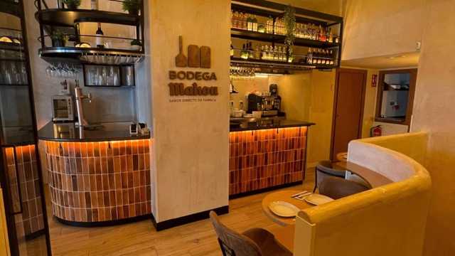 Camarero/a de Mesas y Barra