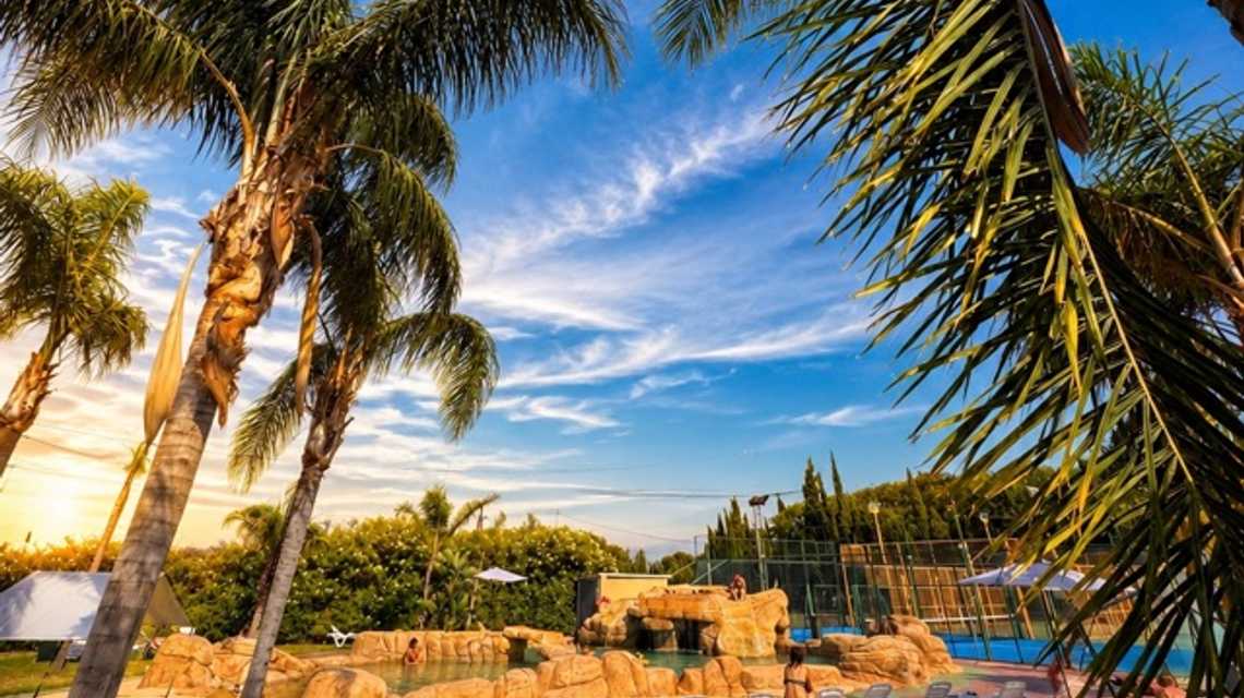 Ona club cambrils cover image