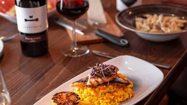 Waitresses Needed for our Cozy Italian Restaurant