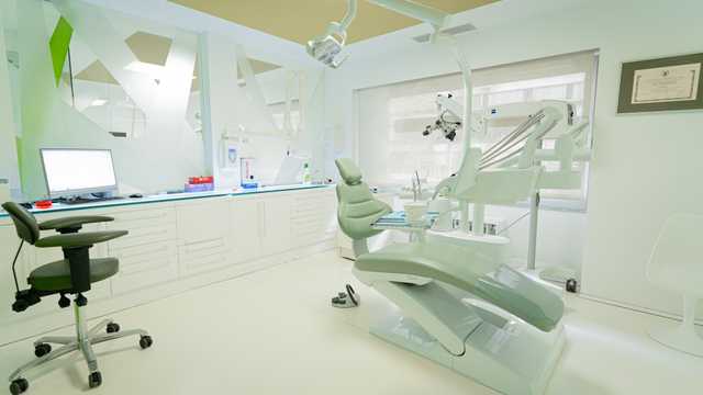 Recepcionista en Clínica Dental