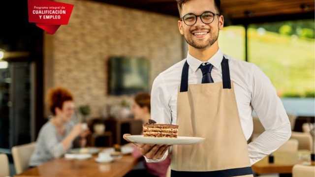 Camarero/a y Ayudante/a de Cocina