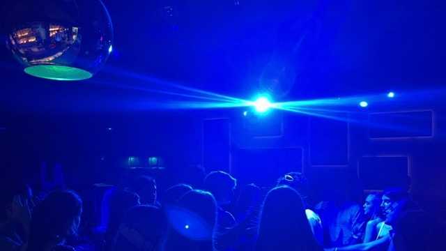 Camarero/a de Barra (discoteca)