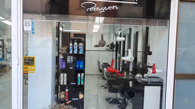 Oficial de Peluquería
