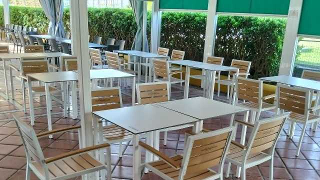 Camarero/a