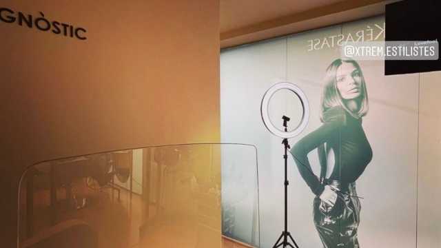 Oficial de Peluquería