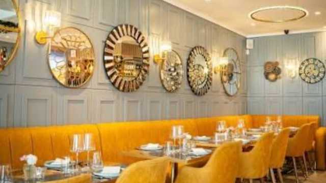 Waiter/supervisor
