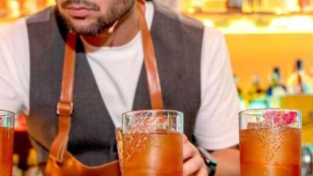 Coctelero Camarero o Barman (H/M)