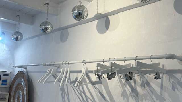 Sales Associate & Workshop Host