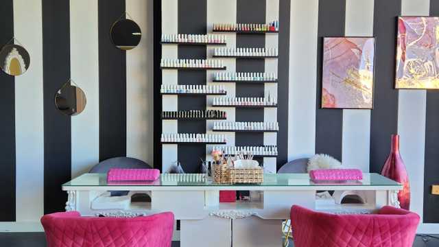 Manicurista y Pedicurista