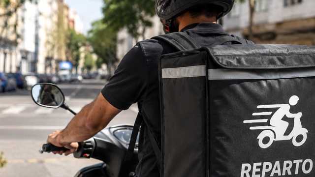 Repartidor/a con Vehículo Propio la línea de la concepción