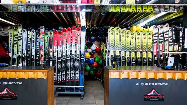 Dependiente Alquiler de Material de Esquí y Snowboard