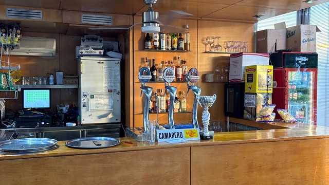 Camarero/a