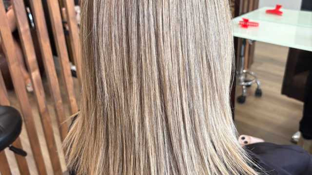 Ayudante/a de Peluquería
