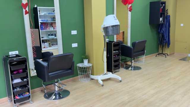 Manicurista Técnica Uñas Acrilicas