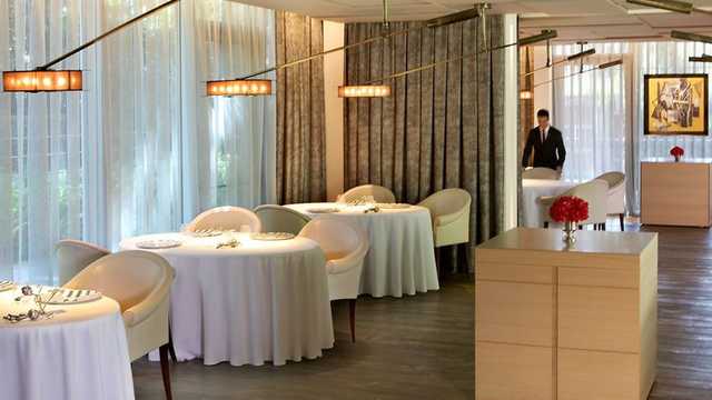 Camarero/a de Desayunos hostess