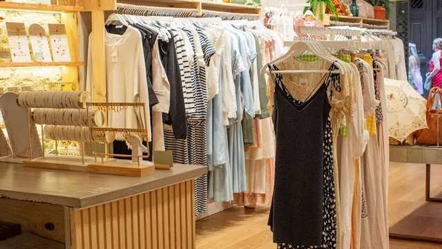 Dependienta & asesora de moda