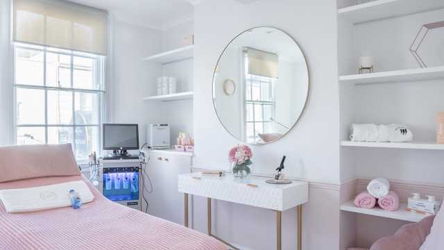 Beauty Therapist