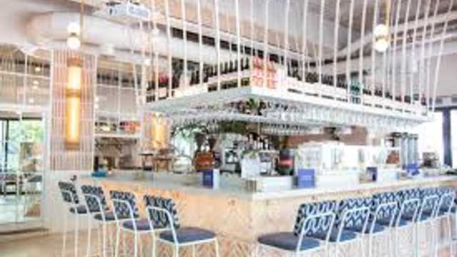 Ayudante de Camarero/a