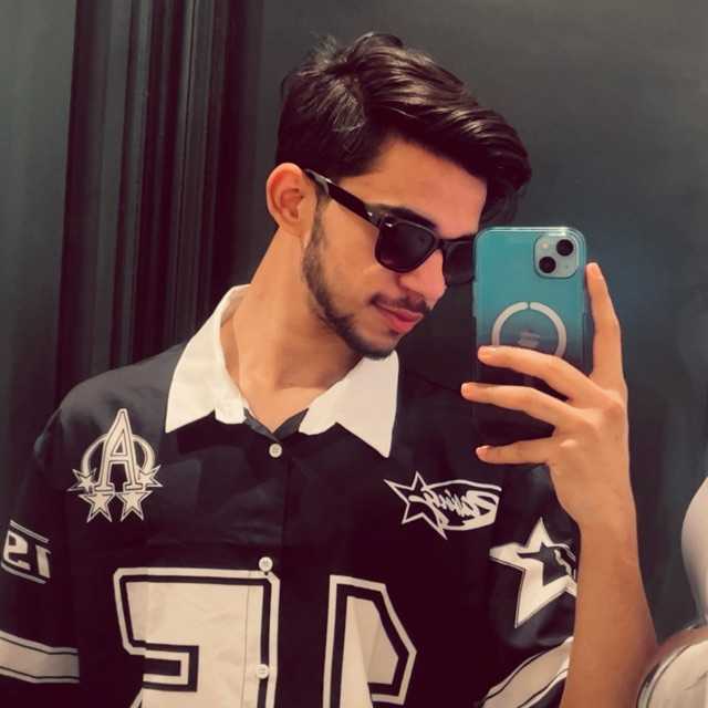Candidate avatar