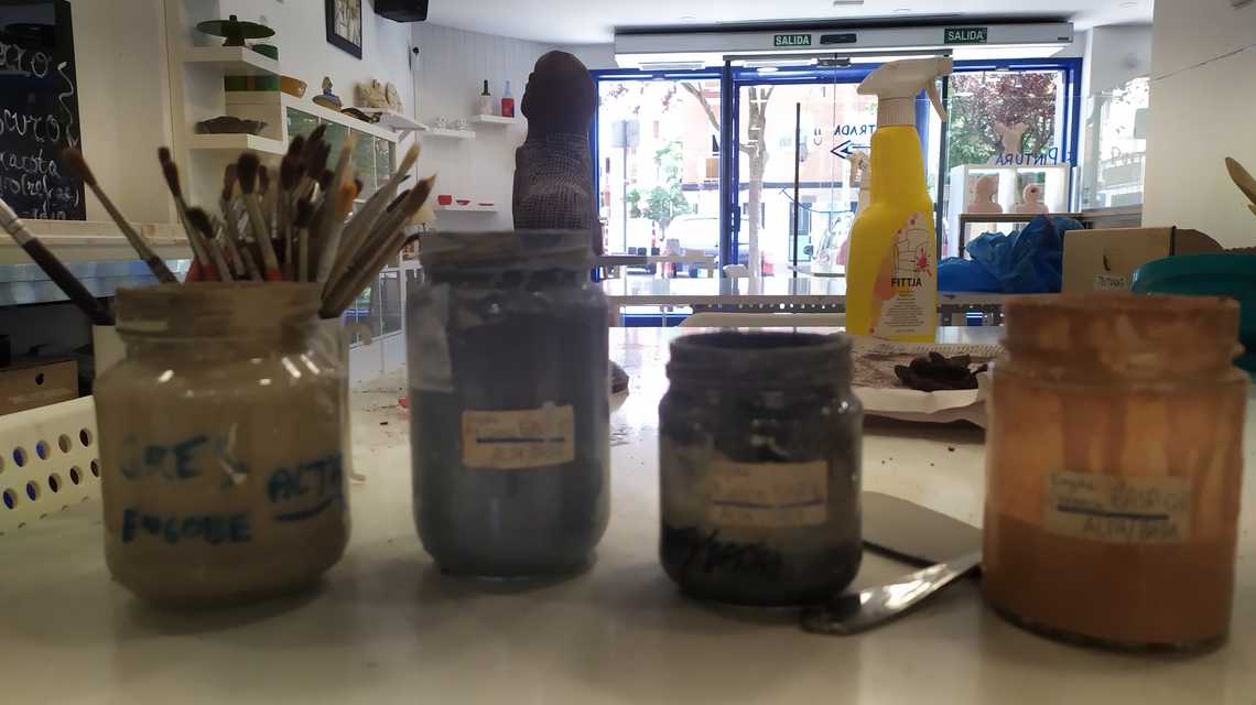 Taller de Arte Bichos cover image