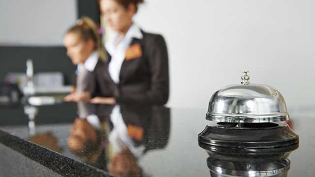 Conserje de noche / recepción hotel 4*