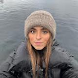 Júlia Á. avatar icon