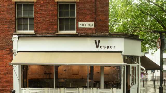 Head Waiter / Waitress