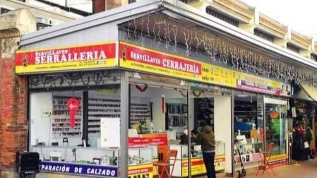 Zapatero/a