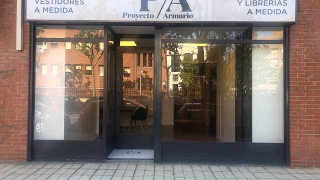 Dependienta de tienda