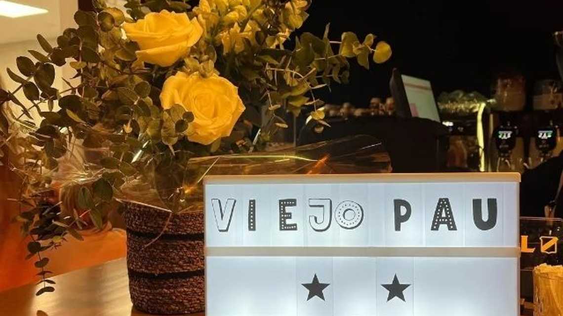 Viejo Pau cover image