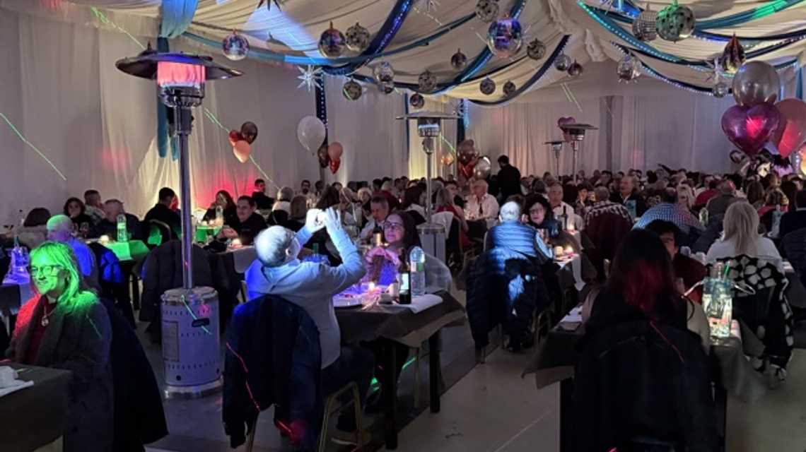 restaurante la pineda cover image