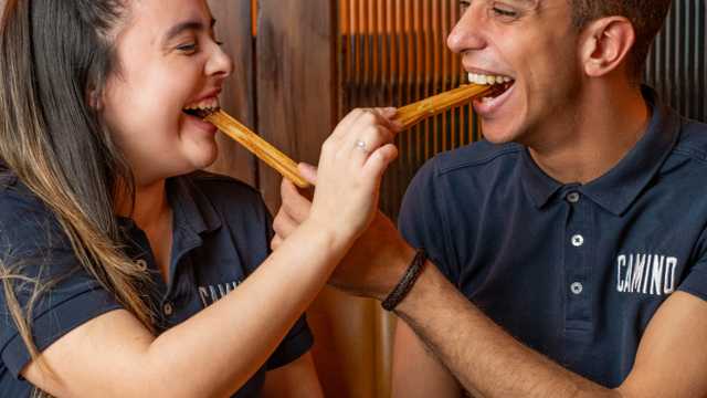 Waiter / Waitress