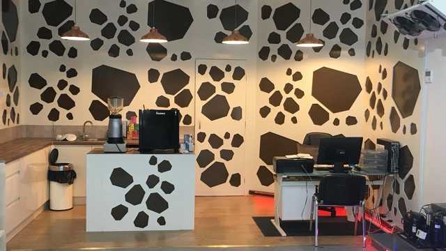 Sales/barista/social marketing