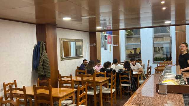 Ayudante/a de Cocina